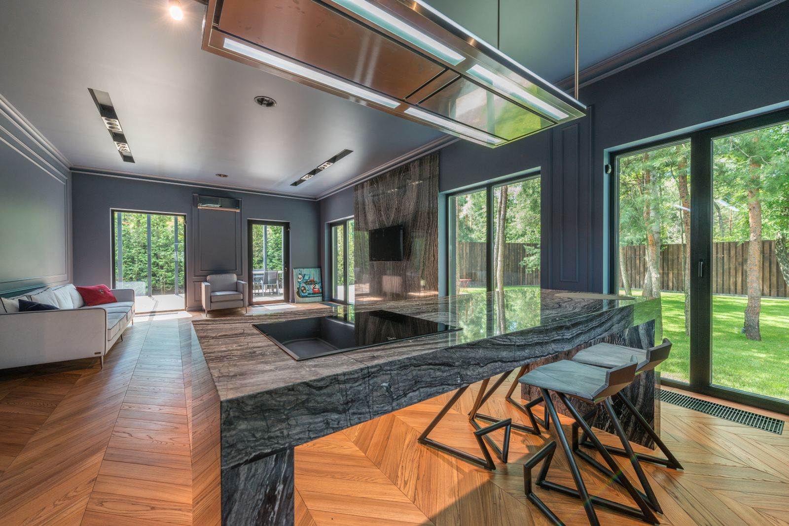 Mesa Bluff Modern: kitchen